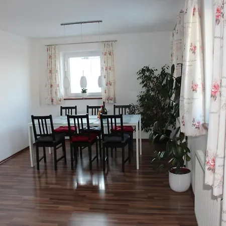 Mit Blick Auf Berge By Interhome Lägenhet