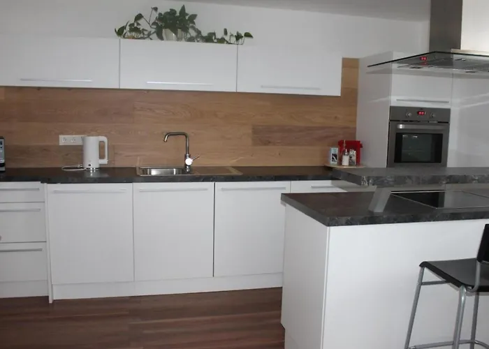 Lägenhet Mit Blick Auf Berge By Interhome